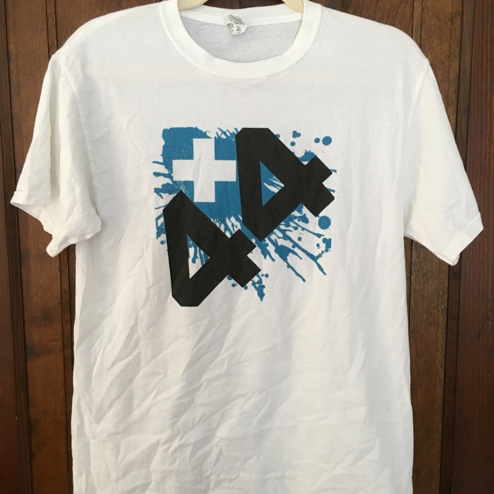+44 logo tee